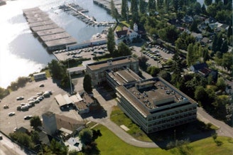 caption: NOAA's Montlake Laboratory