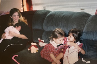 caption: Bethany Renfree and her daughters.